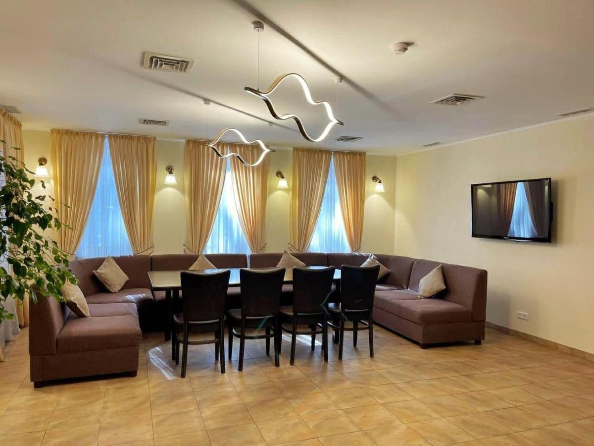 Onovo Dendra Hotel كييف المظهر الخارجي الصورة