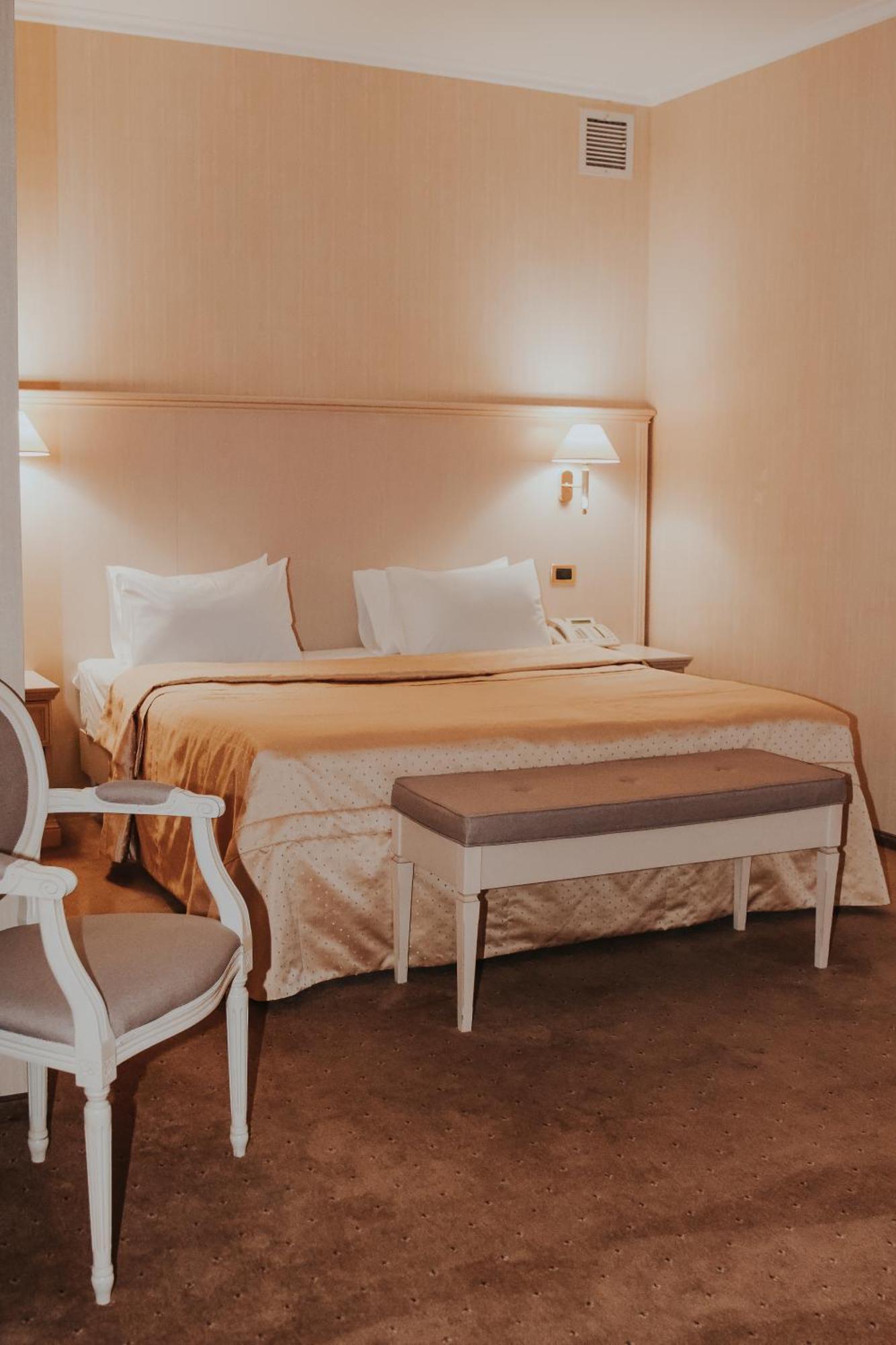 Onovo Dendra Hotel كييف المظهر الخارجي الصورة